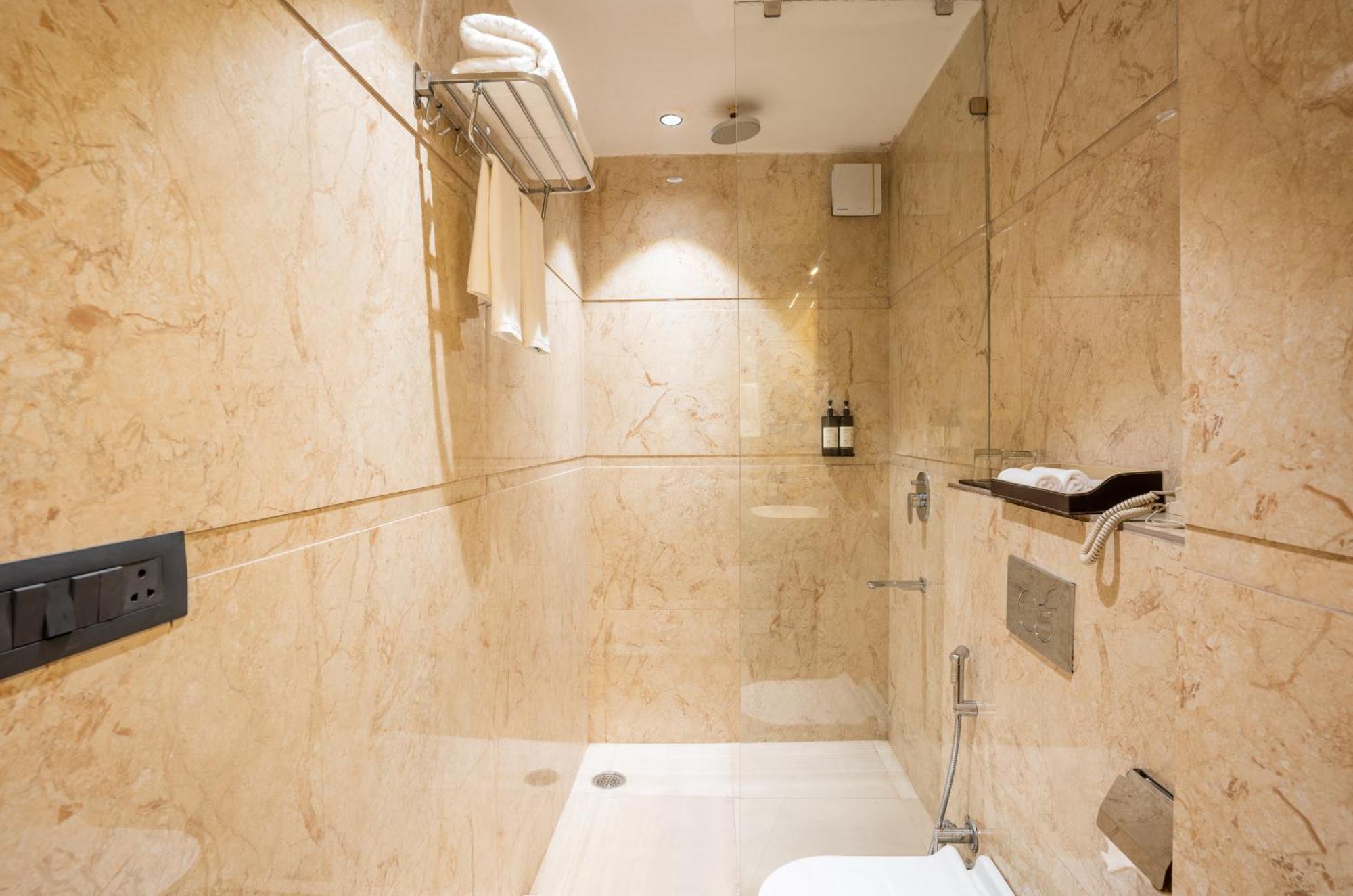 Regenta Place Raaj Agra, Tajganj Agra  Zewnętrze zdjęcie
